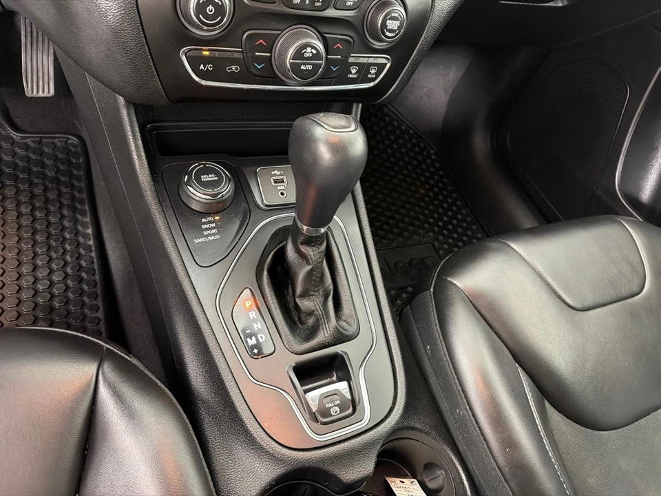 2019 Jeep KL Cherokee - Image 19 of 28