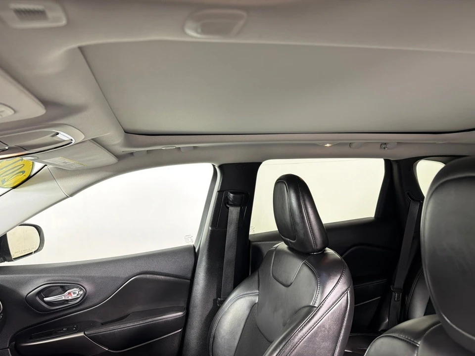 2019 Jeep KL Cherokee - Image 13 of 26
