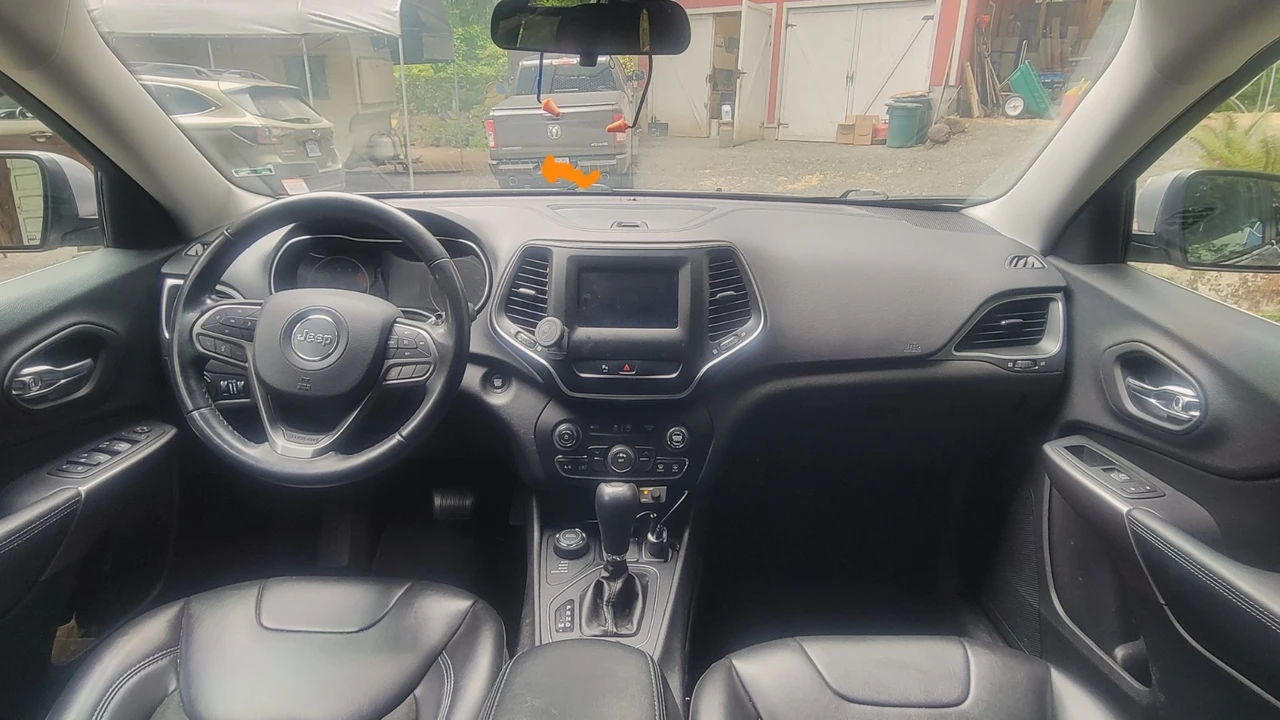 2019 Jeep KL Cherokee - Image 10 of 18