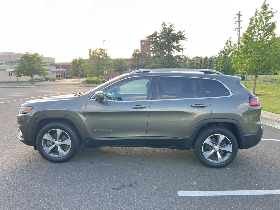 2019 Jeep KL Cherokee - Image 8 of 21