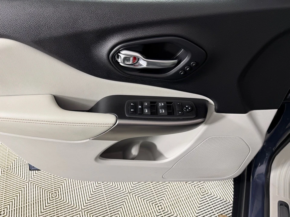 2019 Jeep KL Cherokee - Image 11 of 21