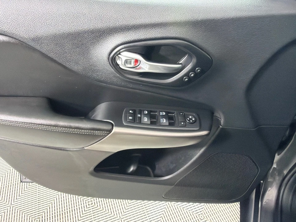 2019 Jeep KL Cherokee - Image 11 of 28