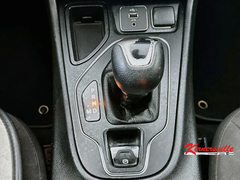 2019 Jeep KL Cherokee - Image 16 of 24