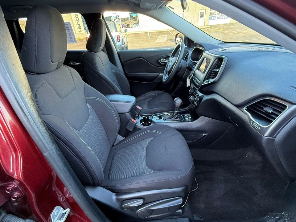 2019 Jeep KL Cherokee - Image 16 of 21