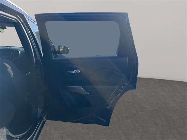 2019 Jeep KL Cherokee - Image 18 of 21
