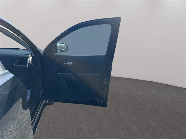 2019 Jeep KL Cherokee - Image 16 of 21