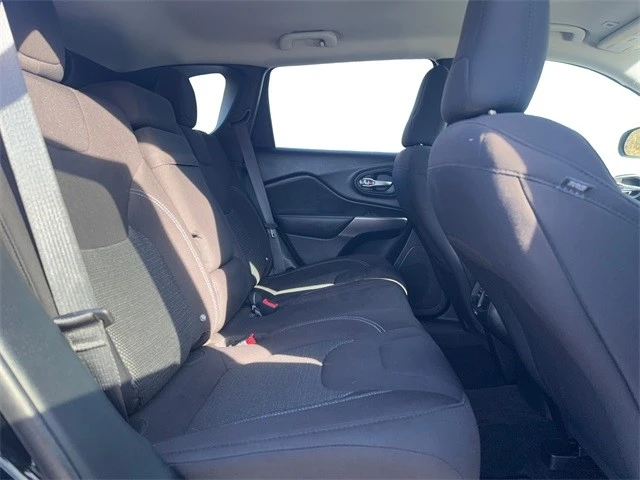 2019 Jeep KL Cherokee - Image 19 of 21
