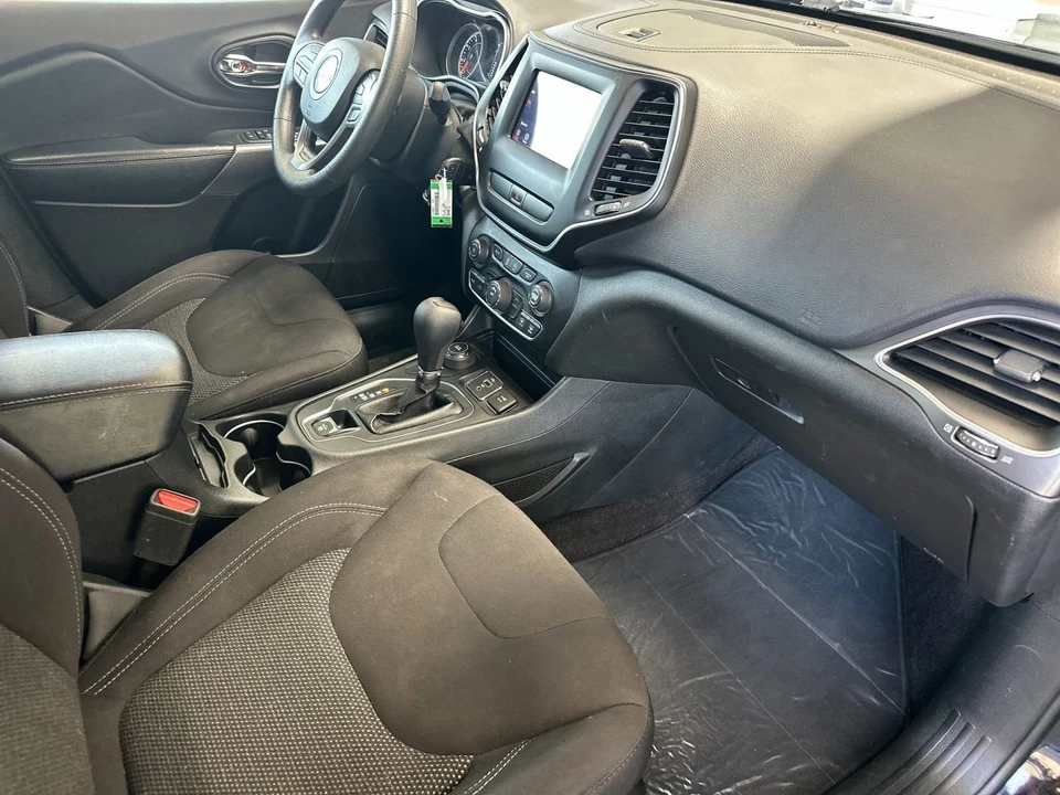 2019 Jeep KL Cherokee - Image 13 of 31