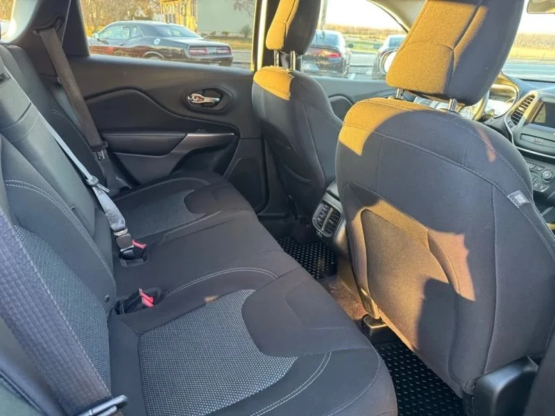 2019 Jeep KL Cherokee - Image 7 of 11