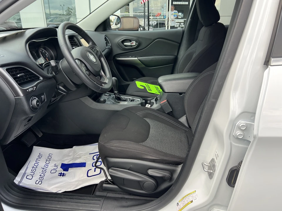 2019 Jeep KL Cherokee - Image 15 of 27