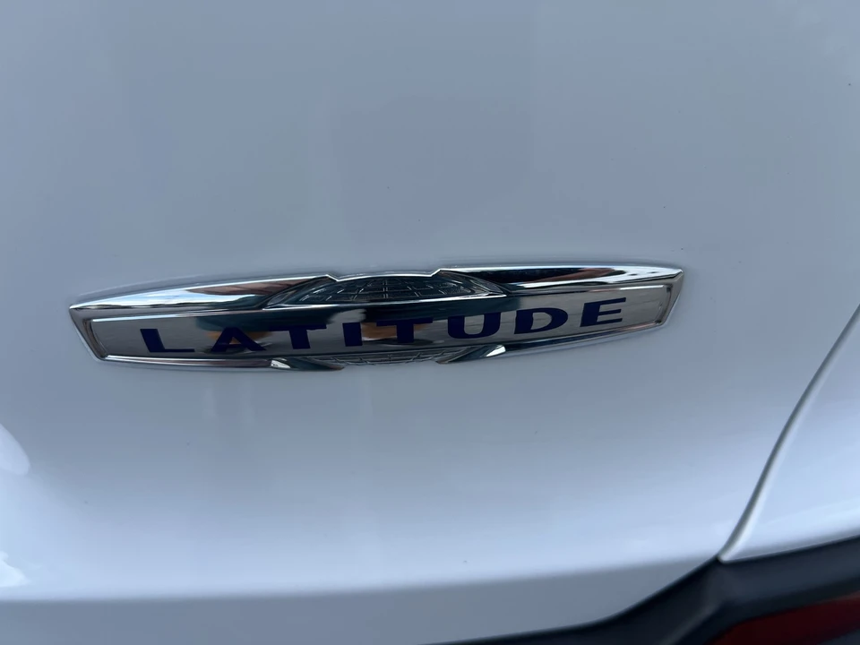 2019 Jeep KL Cherokee - Image 6 of 27