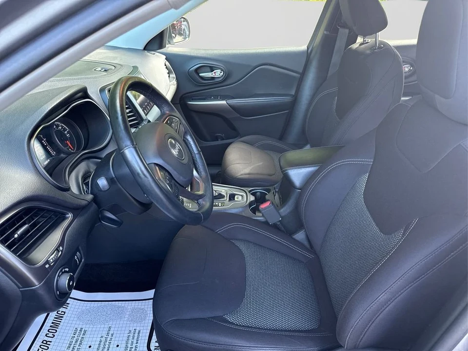 2019 Jeep KL Cherokee - Image 8 of 12