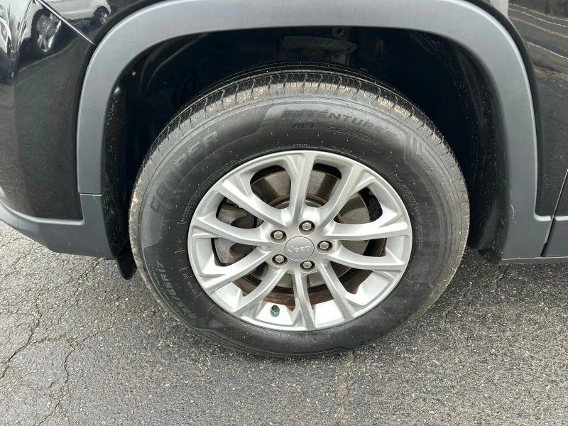 2019 Jeep KL Cherokee - Image 9 of 12