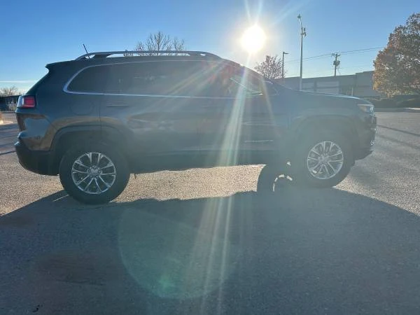 2019 Jeep KL Cherokee - Image 4 of 10