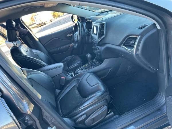 2019 Jeep KL Cherokee - Image 8 of 10