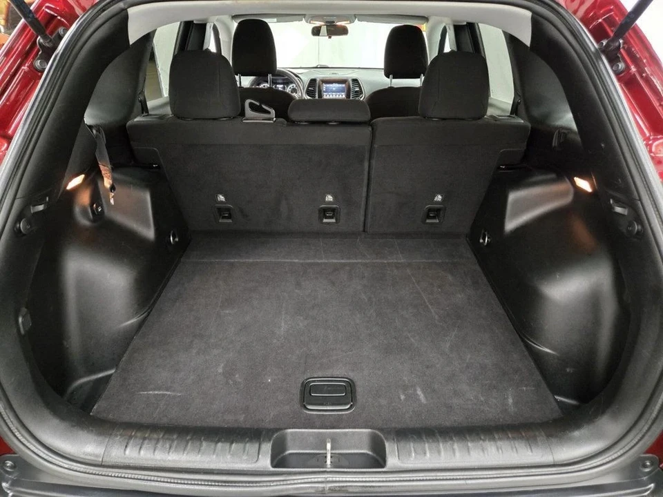 2019 Jeep KL Cherokee - Image 10 of 12