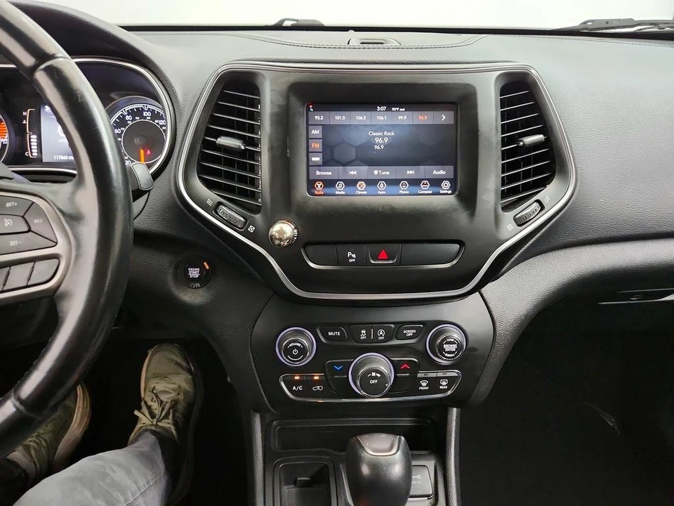 2019 Jeep KL Cherokee - Image 19 of 31