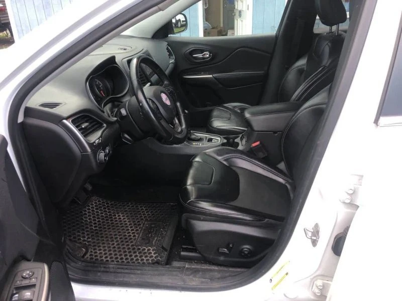 2019 Jeep KL Cherokee - Image 8 of 12