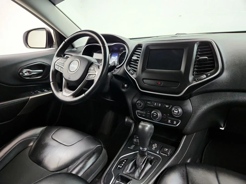 2019 Jeep KL Cherokee - Image 24 of 31