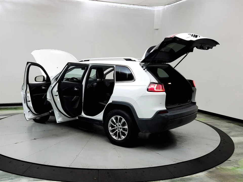 2019 Jeep Cherokee - Image 12 of 31