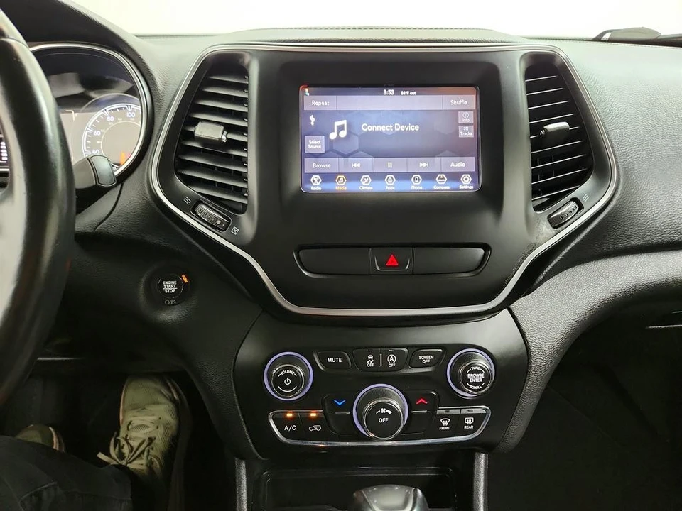 2019 Jeep Cherokee - Image 19 of 31