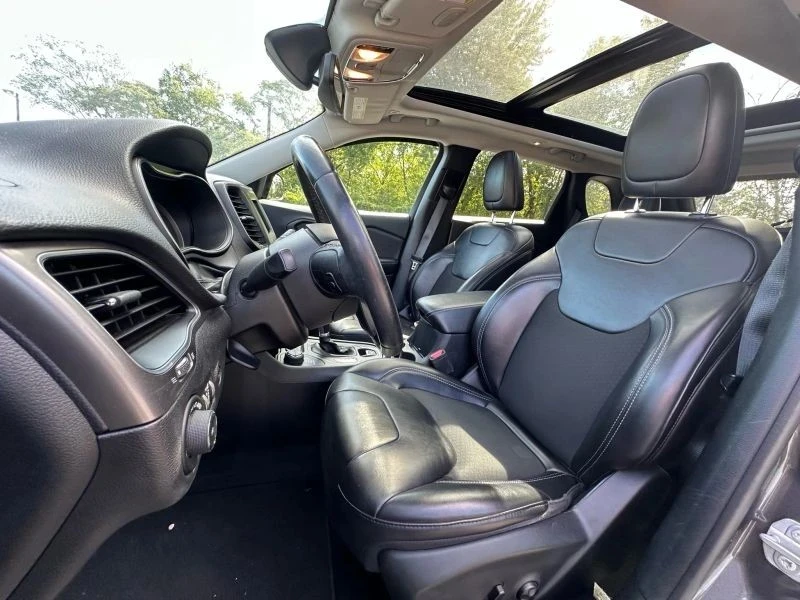2019 Jeep KL Cherokee - Image 10 of 12