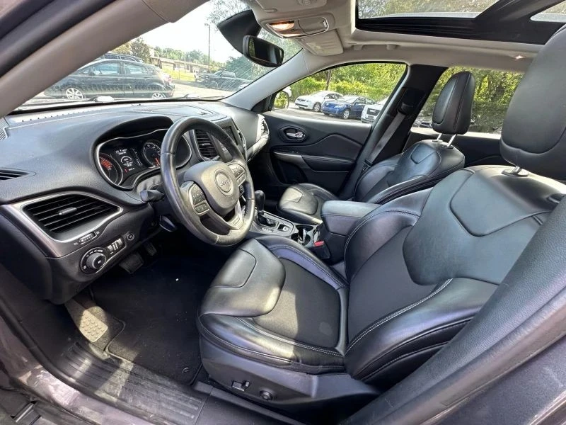 2019 Jeep KL Cherokee - Image 9 of 12