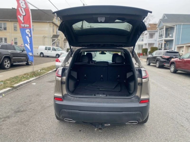 2019 Jeep KL Cherokee - Image 9 of 12