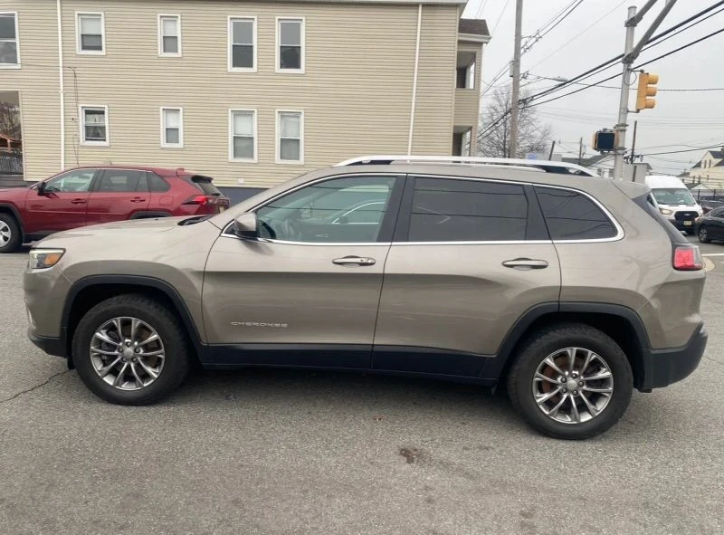 2019 Jeep KL Cherokee - Image 7 of 12