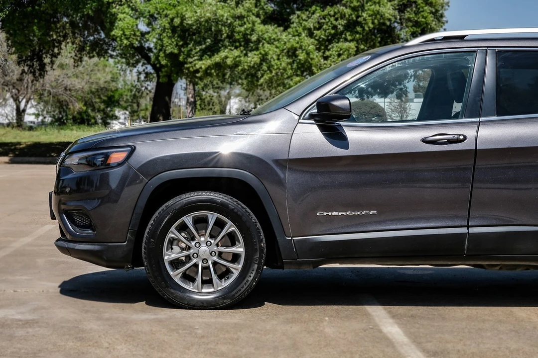 2019 Jeep KL Cherokee - Image 17 of 31