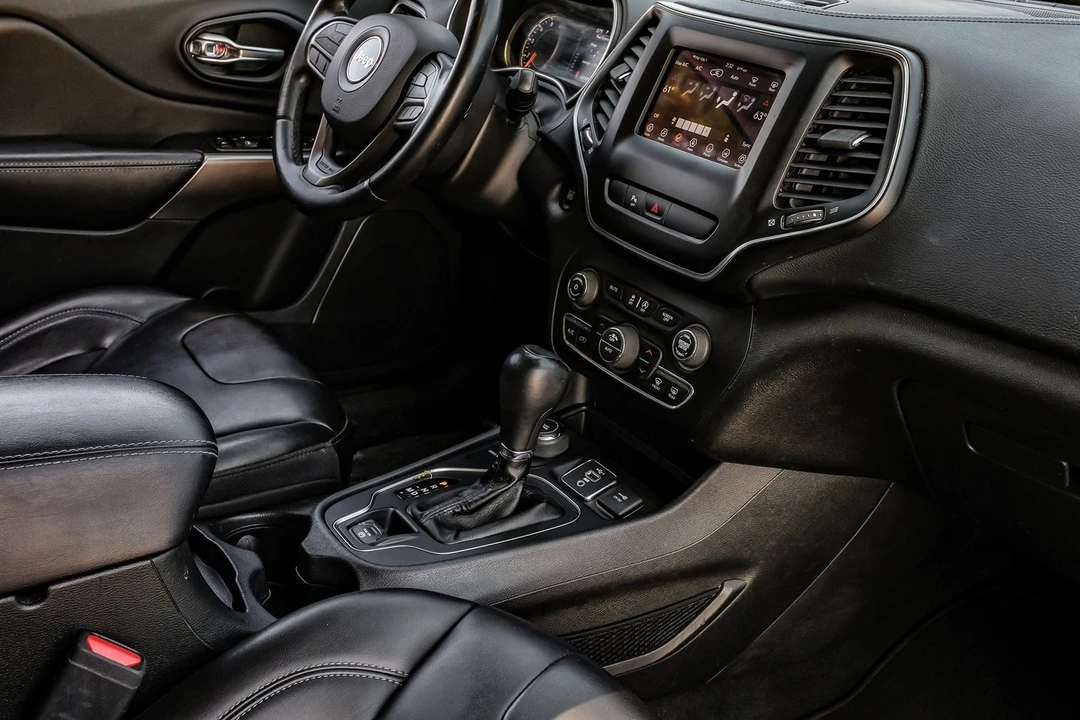 2019 Jeep KL Cherokee - Image 29 of 31
