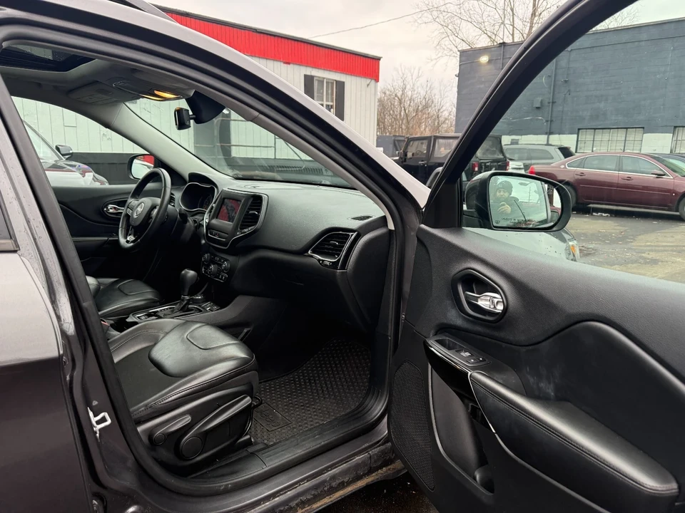 2019 Jeep KL Cherokee - Image 11 of 19
