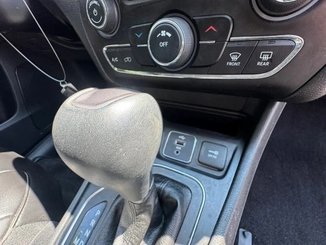 2019 Jeep KL Cherokee - Image 28 of 31