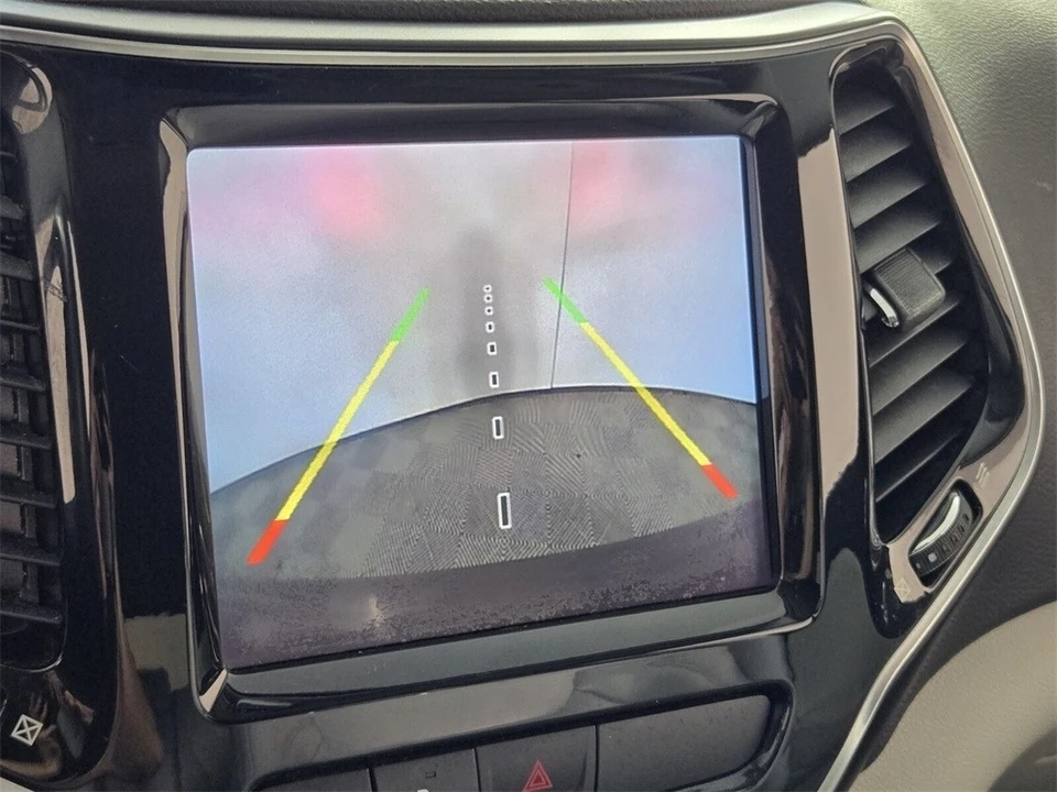 2019 Jeep KL Cherokee - Image 19 of 21