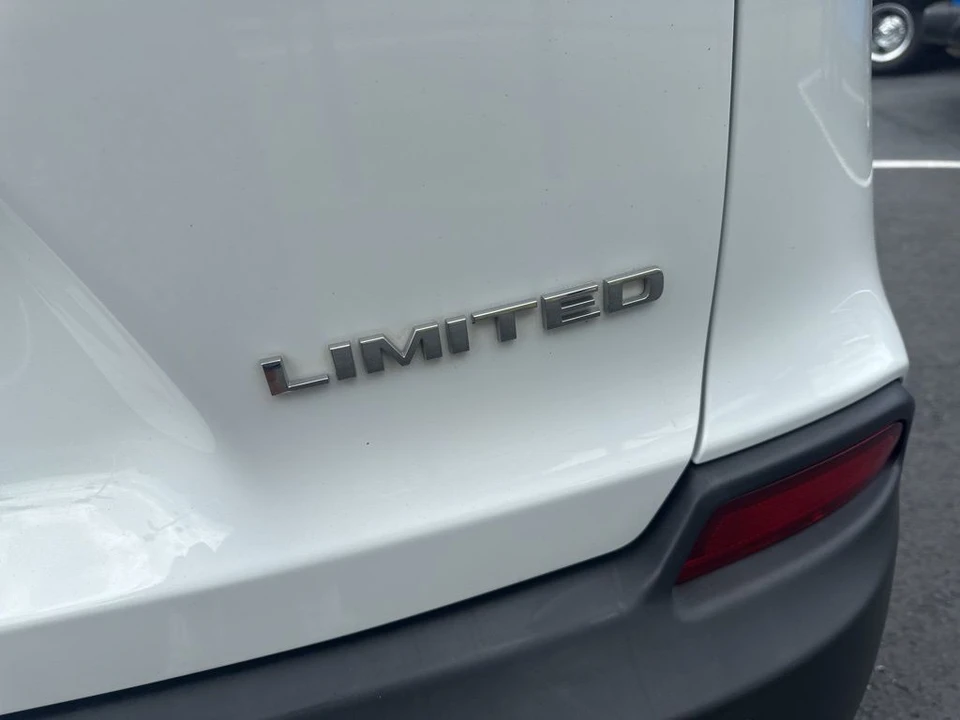 2019 Jeep KL Cherokee - Image 12 of 21