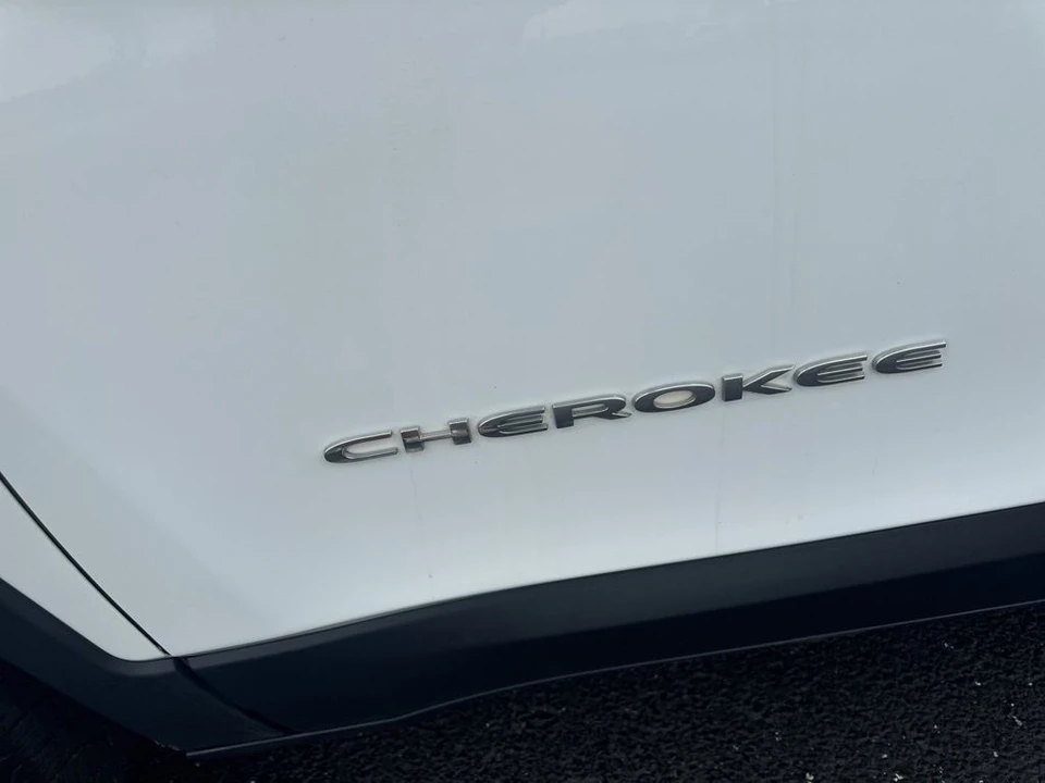 2019 Jeep KL Cherokee - Image 10 of 21