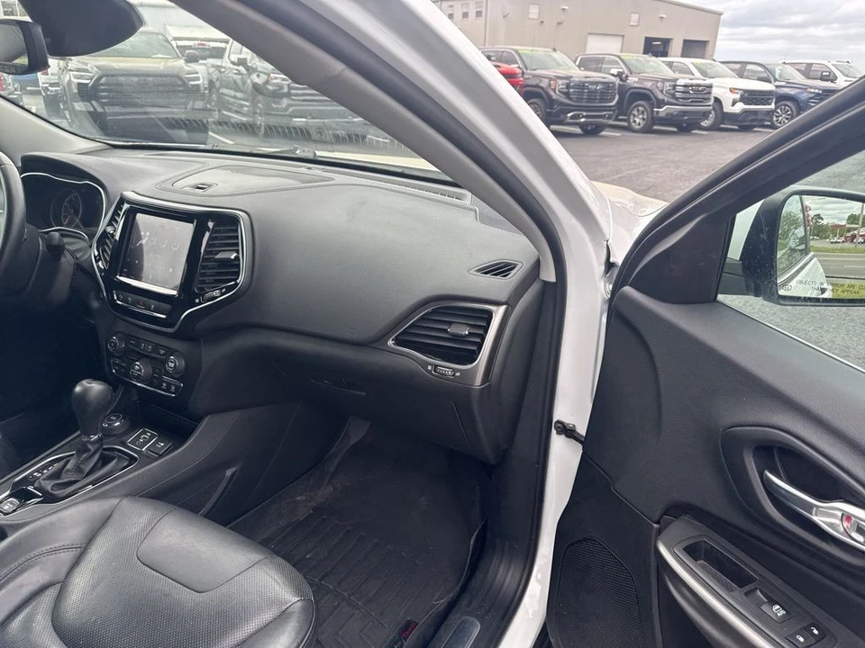 2019 Jeep KL Cherokee - Image 18 of 21
