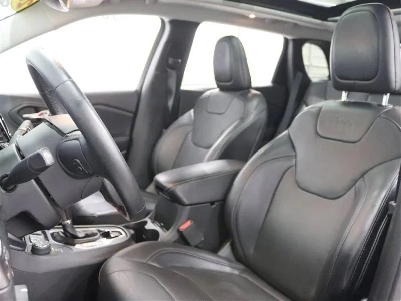 2019 Jeep KL Cherokee - Image 9 of 12