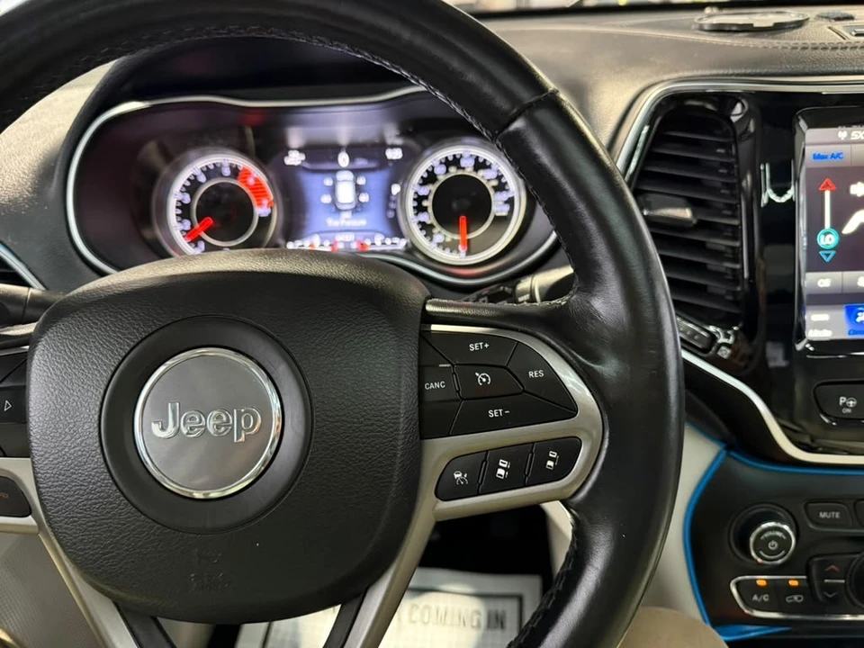 2019 Jeep KL Cherokee - Image 12 of 31