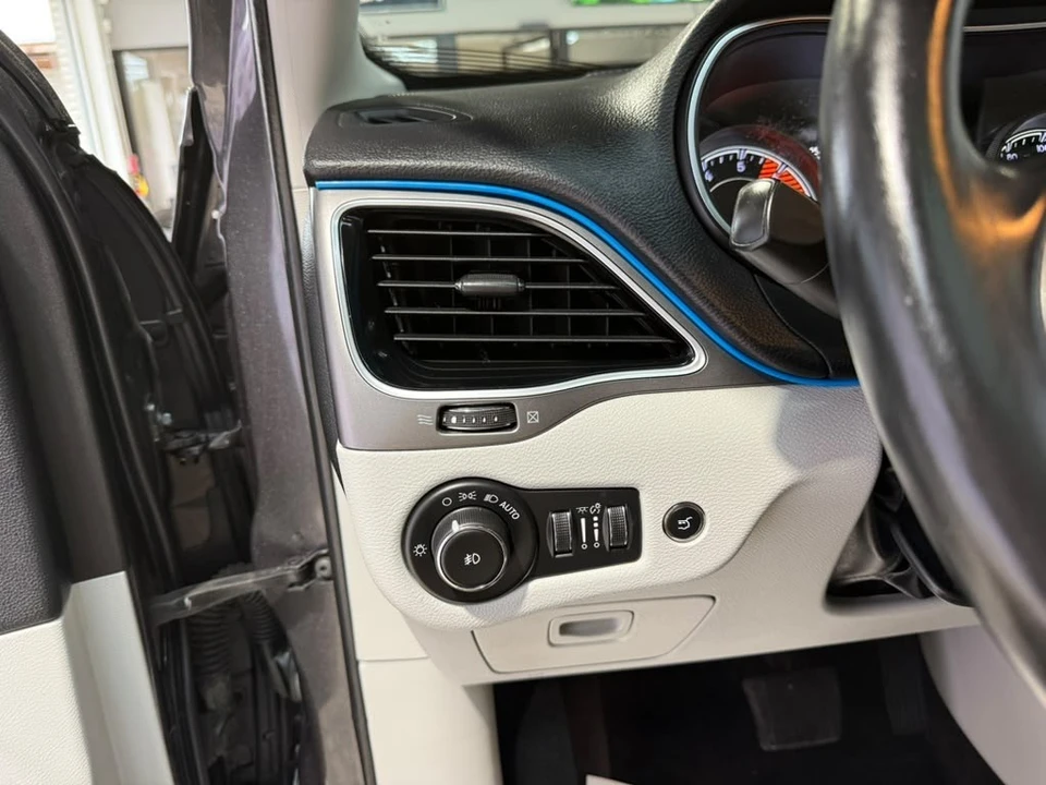 2019 Jeep KL Cherokee - Image 21 of 31