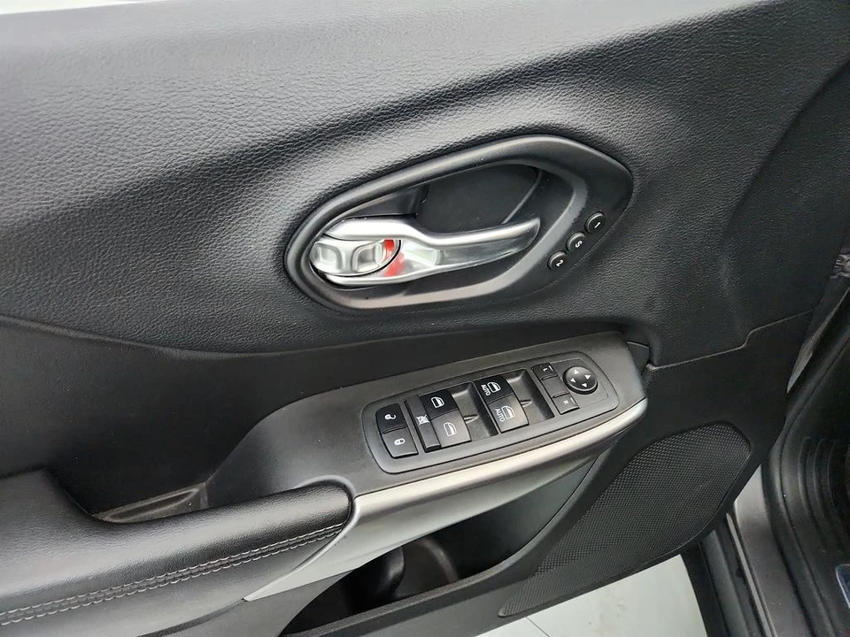 2019 Jeep KL Cherokee - Image 20 of 21