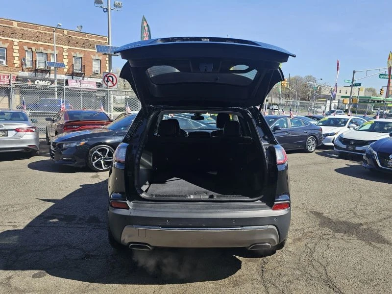 2019 Jeep KL Cherokee - Image 8 of 12