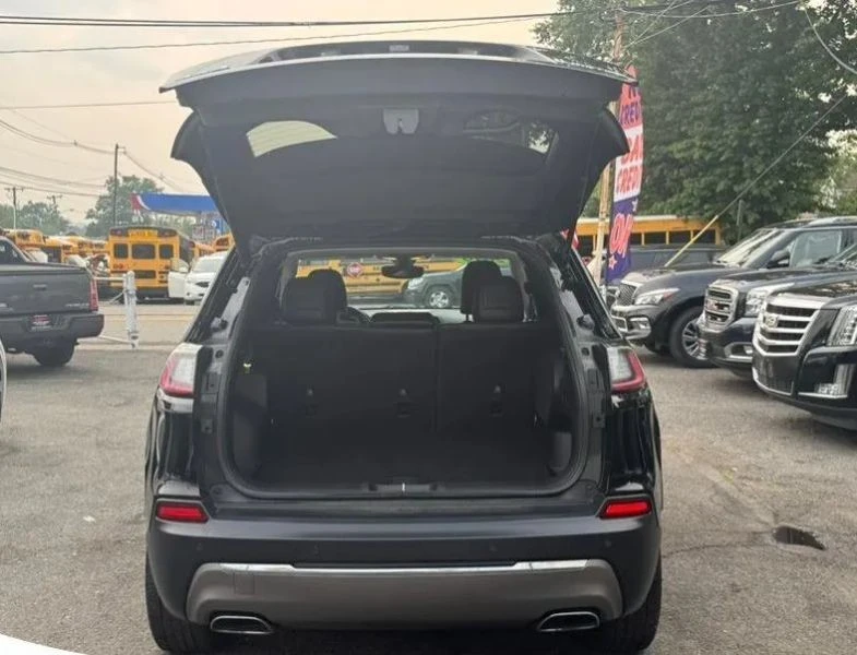 2019 Jeep KL Cherokee - Image 8 of 12