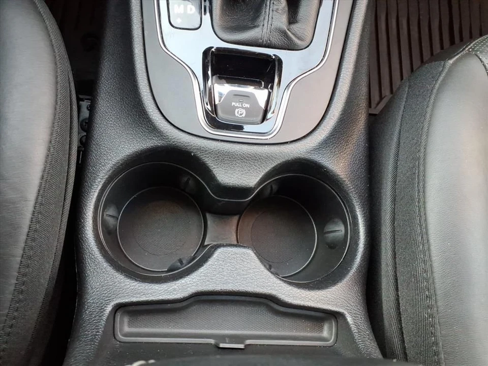 2019 Jeep KL Cherokee - Image 14 of 21
