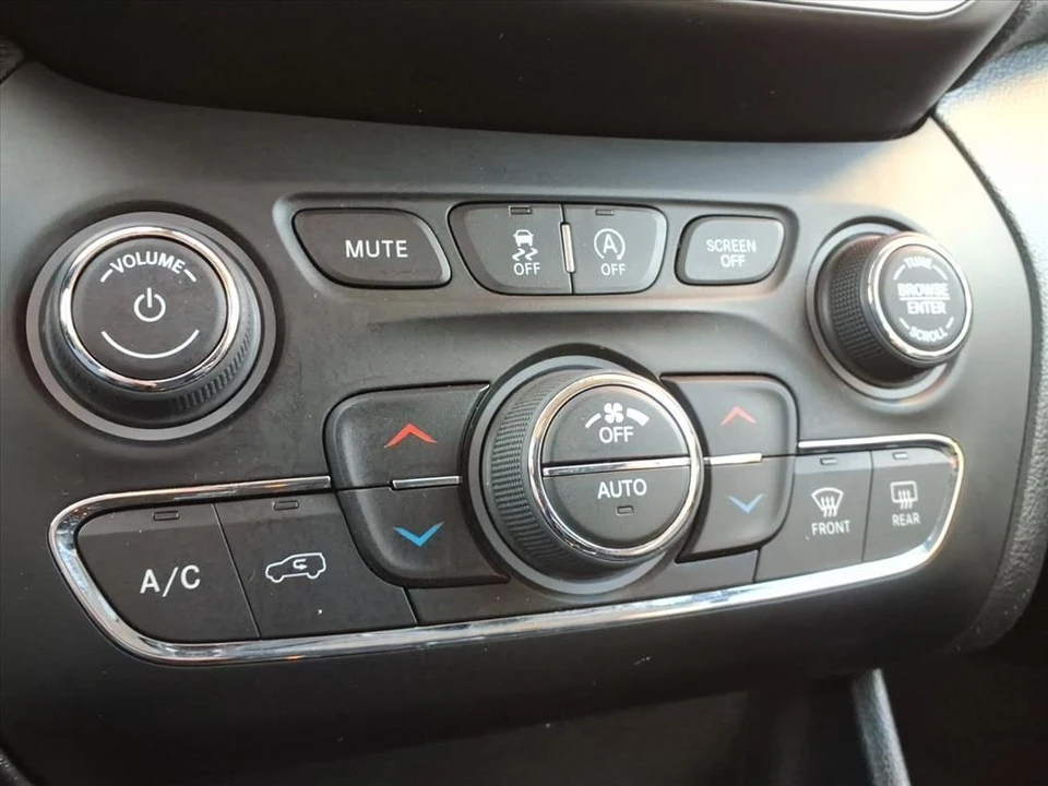 2019 Jeep KL Cherokee - Image 11 of 21
