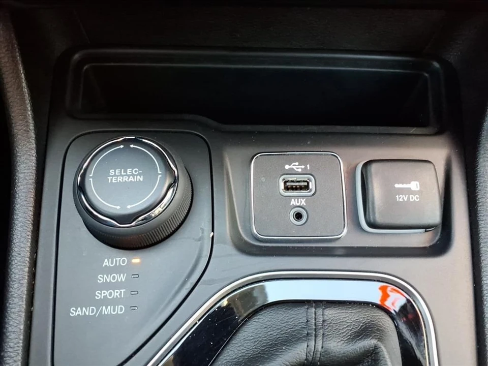 2019 Jeep KL Cherokee - Image 12 of 21