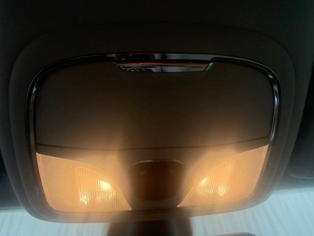 2019 Jeep KL Cherokee - Image 15 of 26