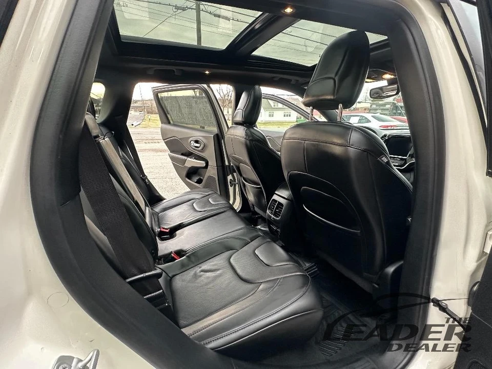 2019 Jeep KL Cherokee - Image 11 of 17