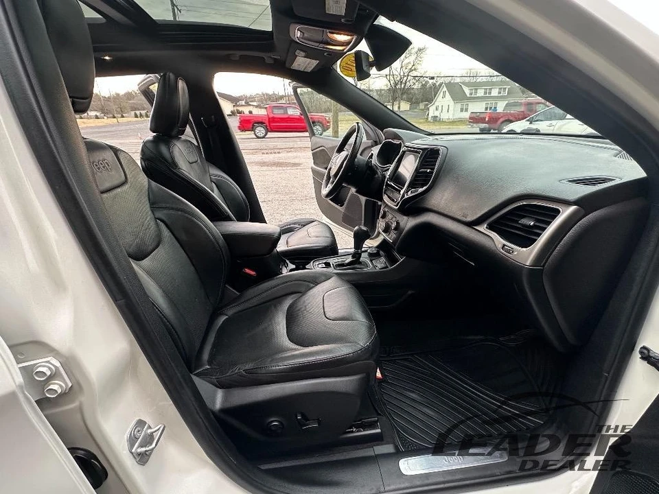 2019 Jeep KL Cherokee - Image 12 of 17