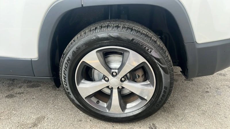 2019 Jeep KL Cherokee - Image 10 of 12